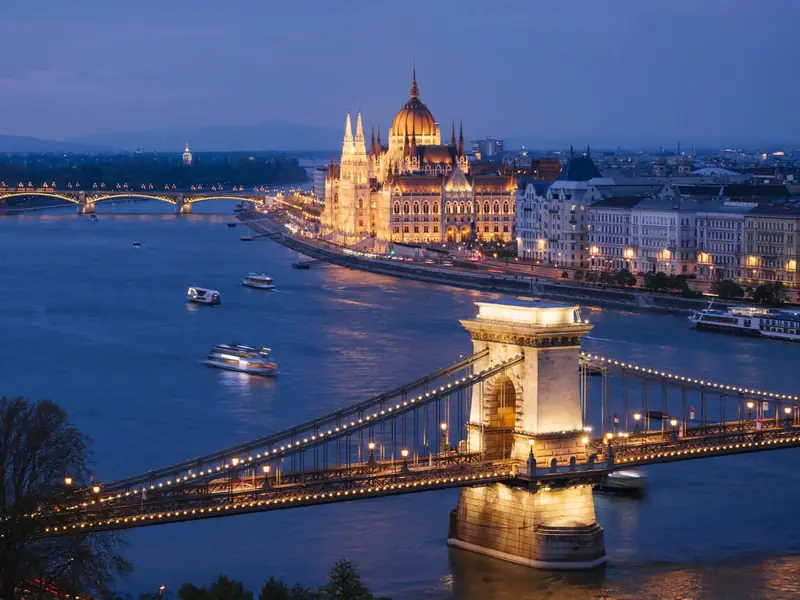 Budapest · il Danubio e il Ponte delle Catene