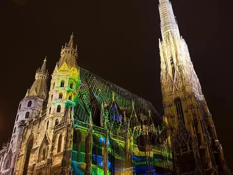 Free Walking Tour Vienna at Night – photo 3