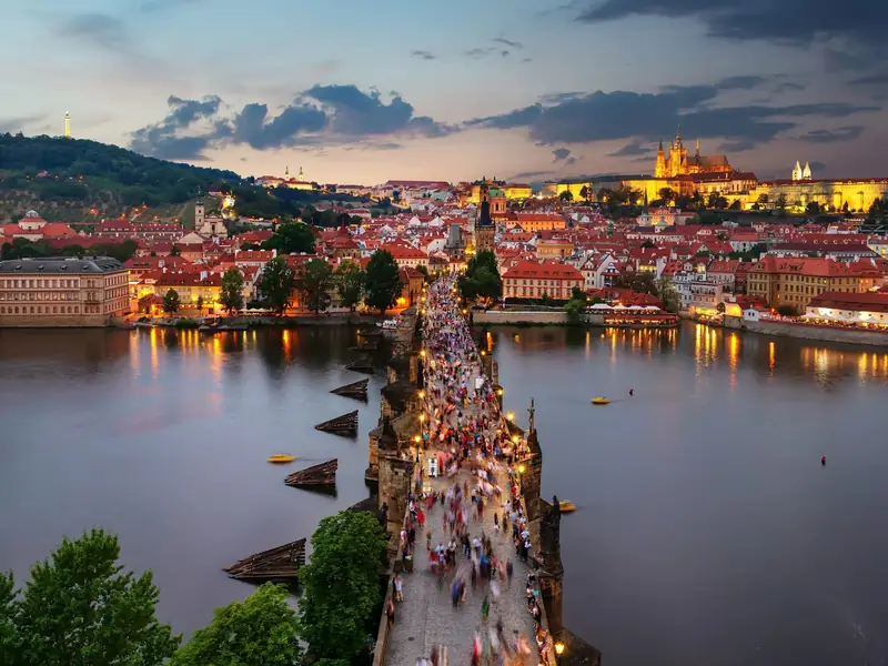 Praga · Ponte Carlo e il castello
