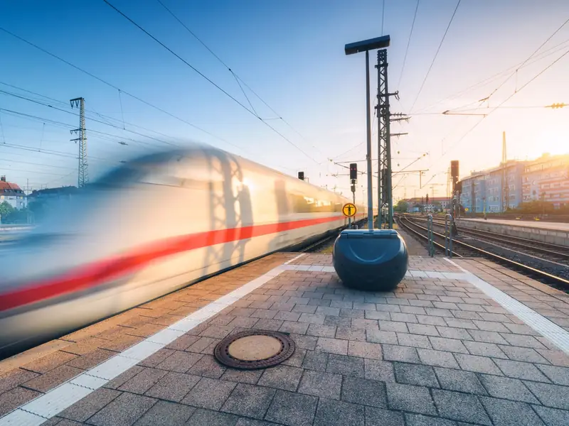 Posti prenotati su treni moderni a lunga percorrenza