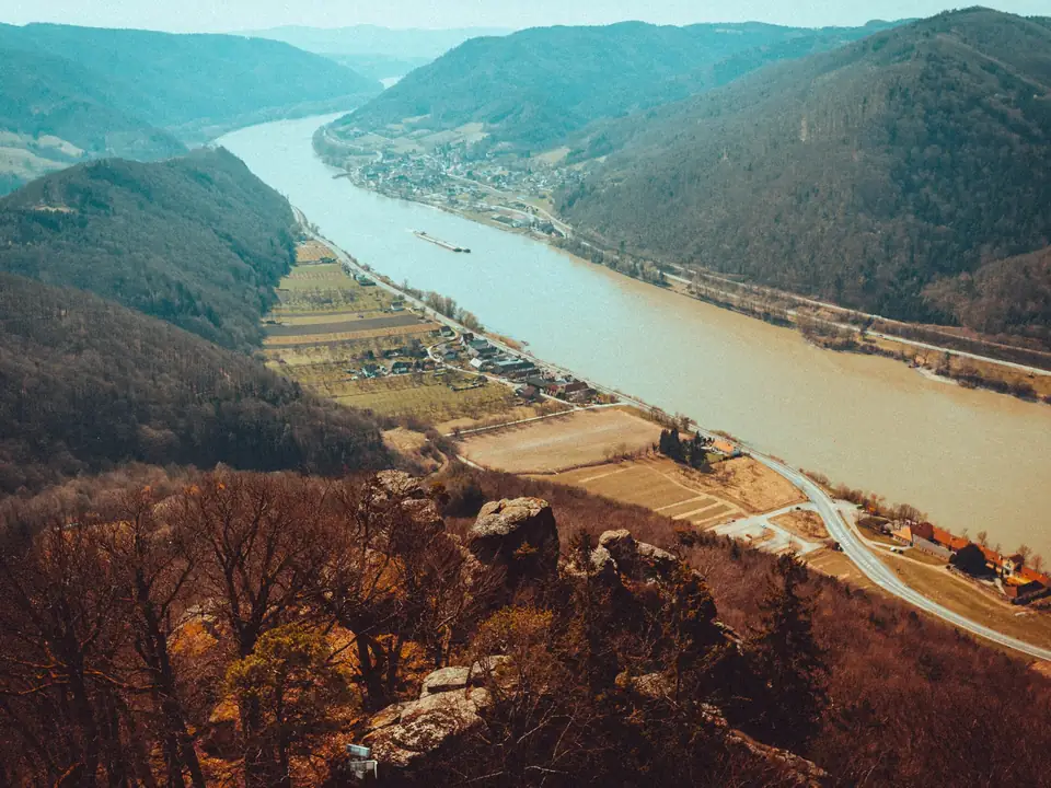 Private Wachau Valley Tour: Wine Tasting & E-Bike – photo 3