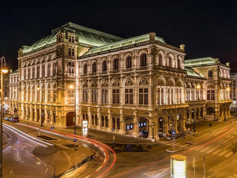 Free Walking Tour Vienna at Night – Prime Tours Vienna