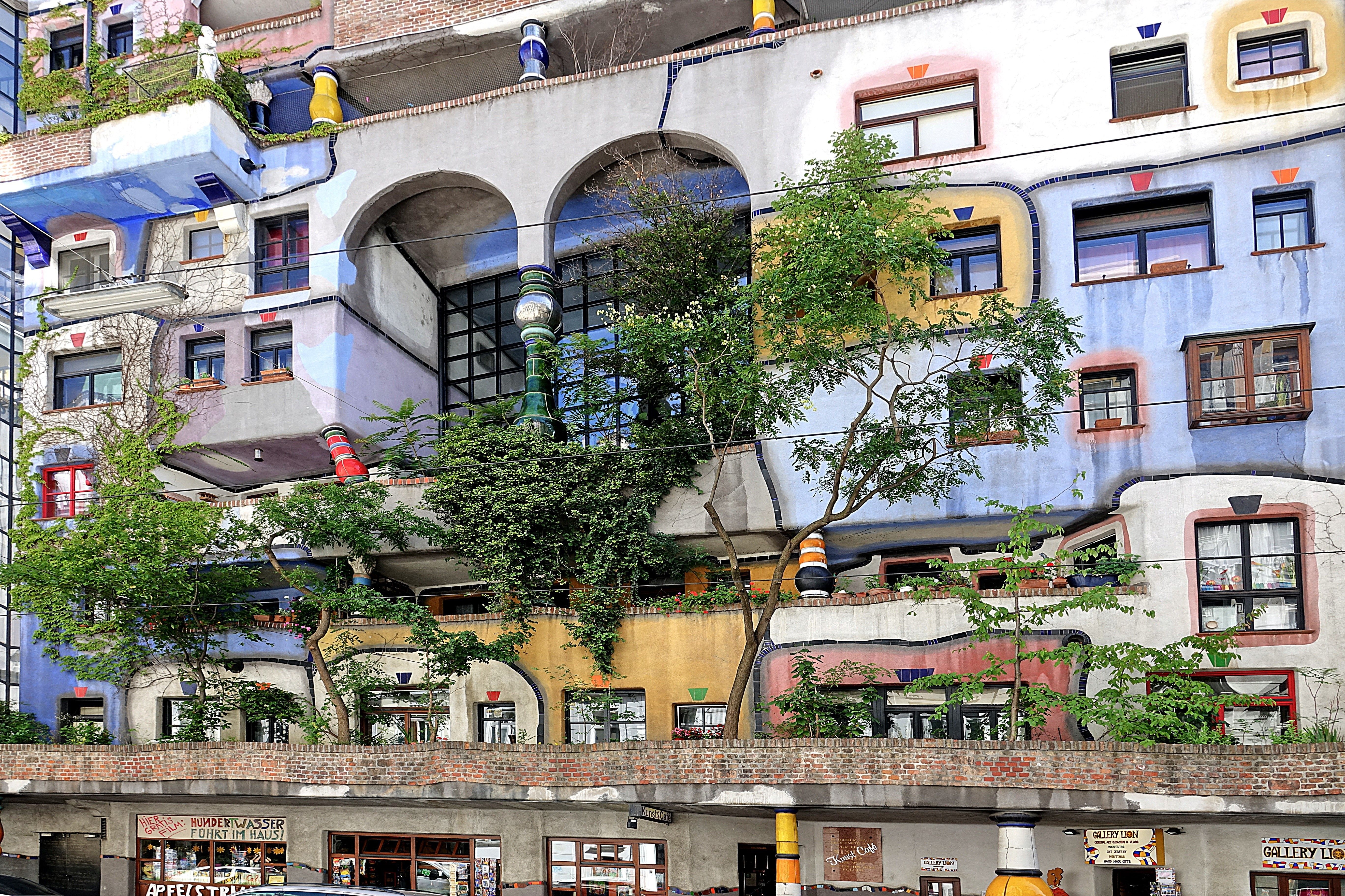 Cosas que ver gratis en Viena: explora la Villa de Hundertwasser.